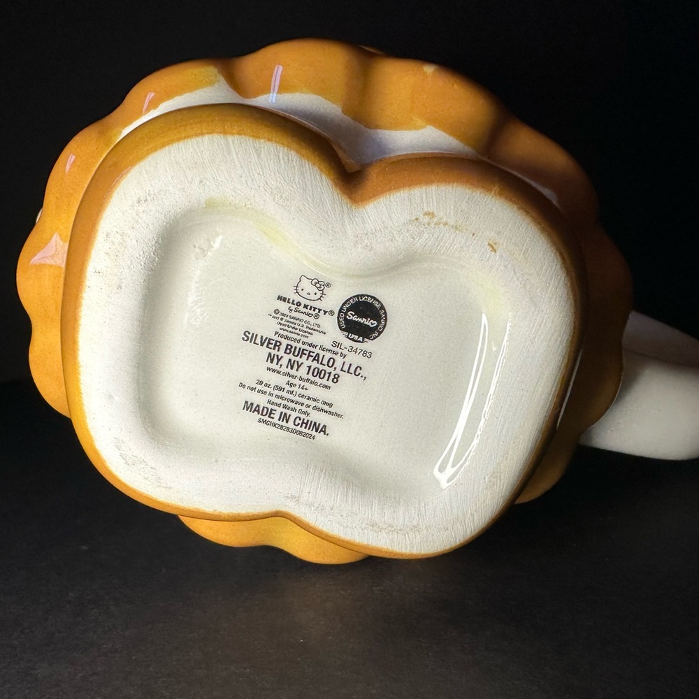 Hello Kitty Gingerbread cookie mug🎄 - Picture 5 of 7